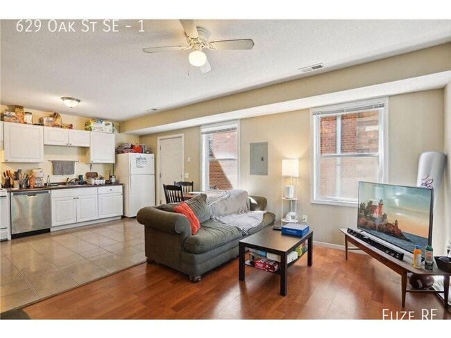 Foto del edificio - 629 SE Oak St