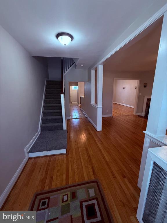 Foto del edificio - 824 E 33rd St