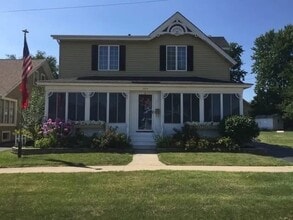 Building Photo - 1619 Riverside Dr