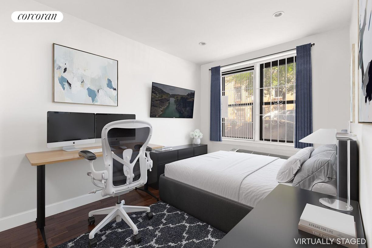 Foto del edificio - 328 W 19th St