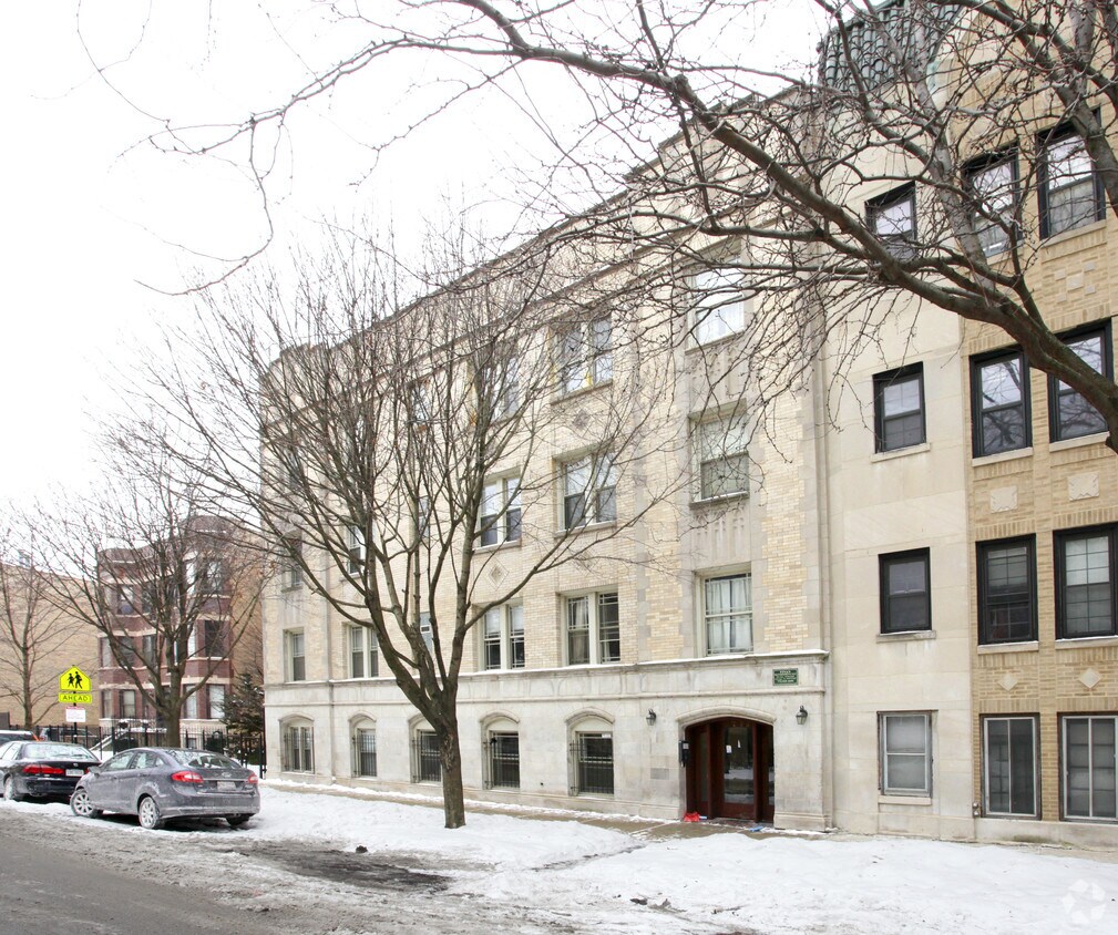 Foto del edificio - 4228 N Kenmore Ave