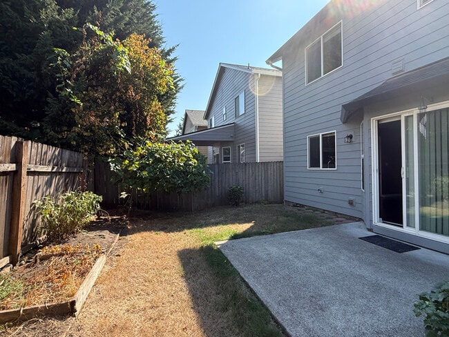 Building Photo - 9300 NE 81st St