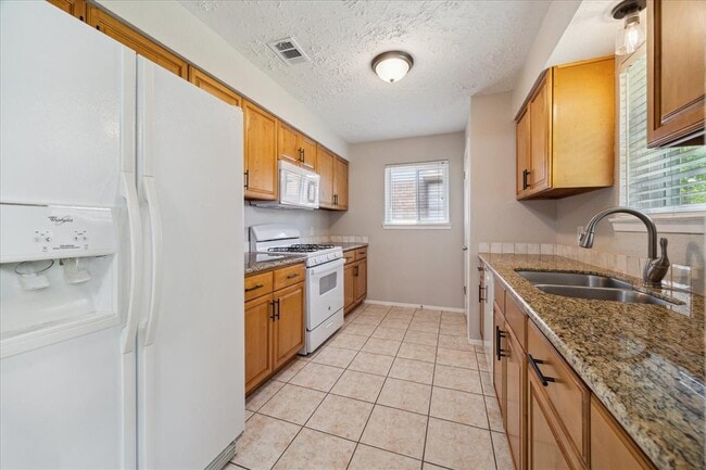 Foto del edificio - 5307 Green Timbers Dr