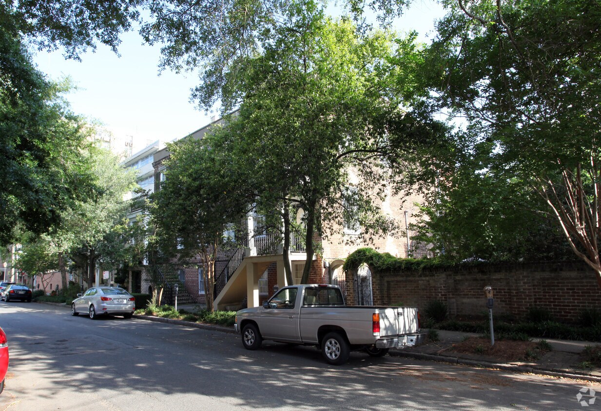 Foto del edificio - 414 E Taylor St
