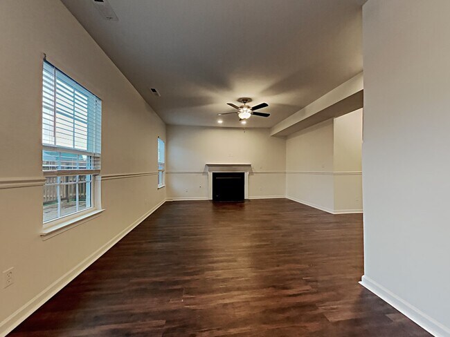 Building Photo - 675 Reunion Lane