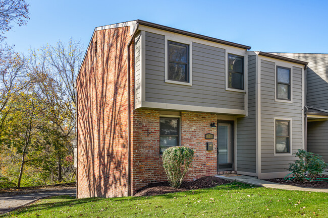 Building Photo - 601 Arkwood Dr