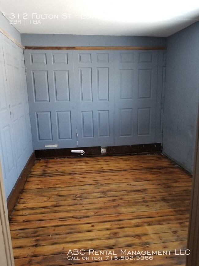 Building Photo - Lower Level 2 bedroom duplex