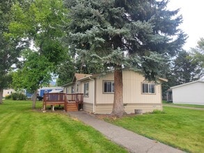 Building Photo - 12858 Onyx Dr