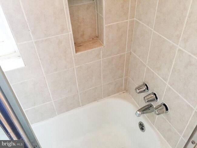 Foto del edificio - 3819 W St SE