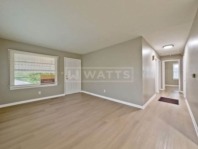 Building Photo - 559 63rd St S
