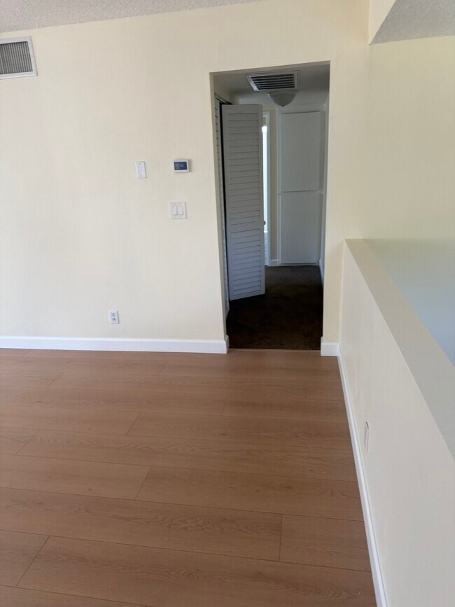 Foto del edificio - 9920 Sepulveda Blvd