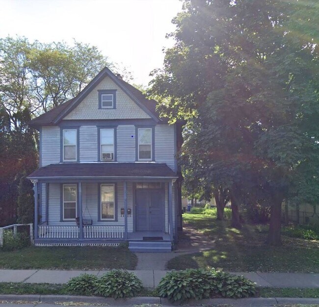 Foto del edificio - 711 Washington St NE