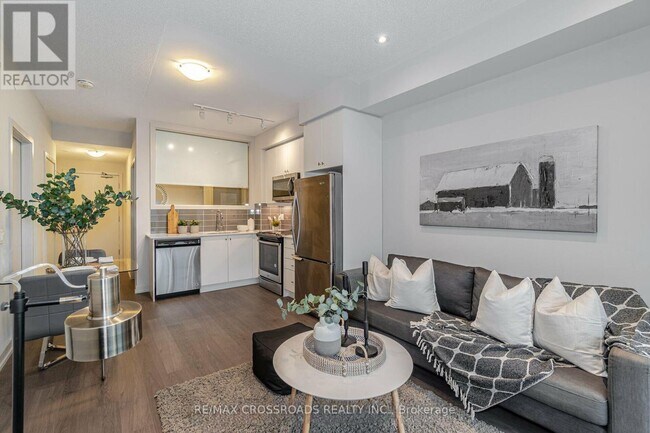 Photo du bâtiment - 555 William Graham Dr