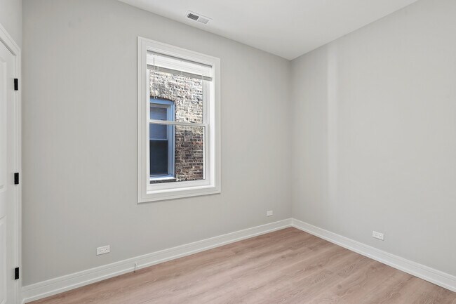 Foto del edificio - 2540 W Cortez St