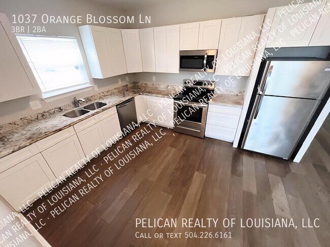 Foto del edificio - 1037 Orange Blossom Ln
