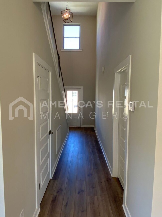 Building Photo - Home for Rent in Jasper, AL!!! Available to View Now!!!