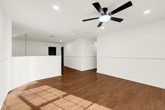 Foto del edificio - 15911 Breanna Ln