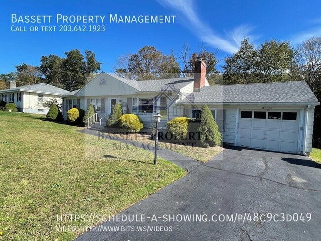 Building Photo - 40 Macarthur Dr