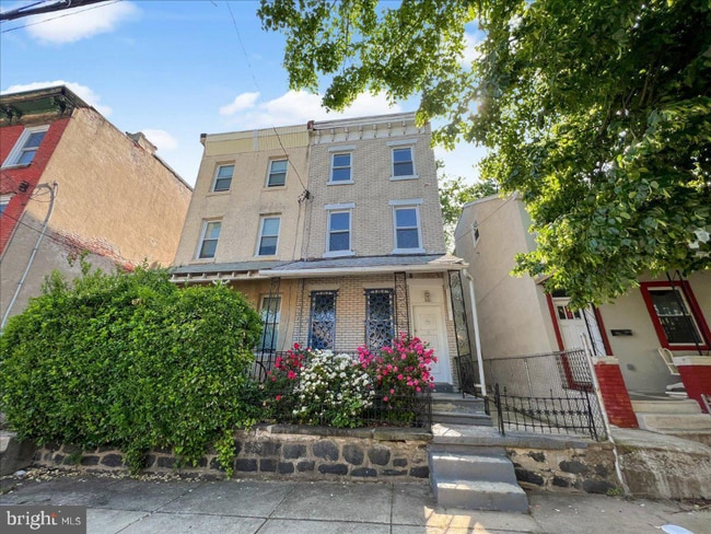 Building Photo - 657 N 37th St