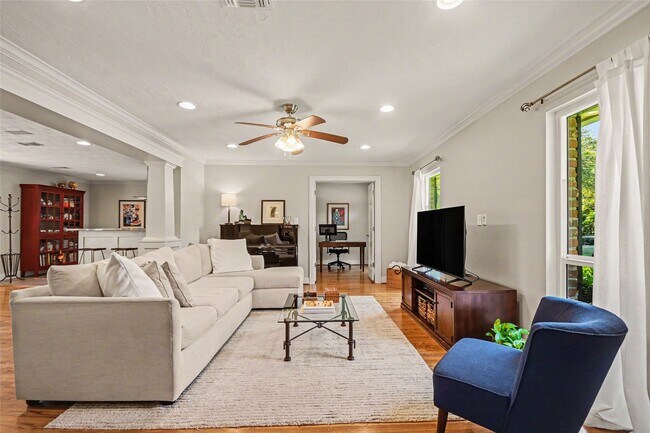 Building Photo - 4831 Stillbrooke Dr