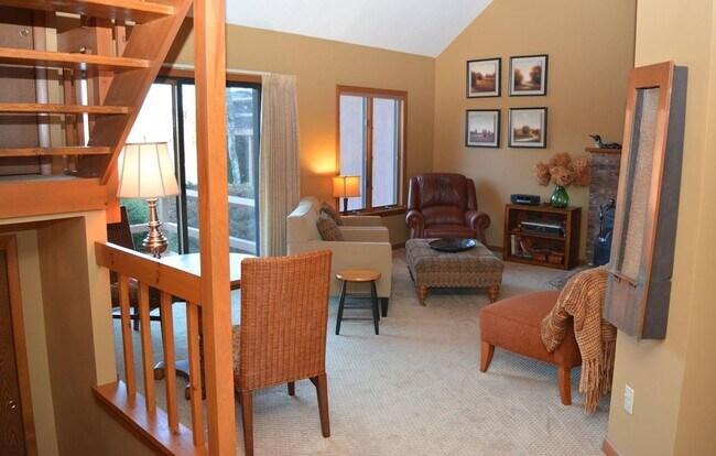 Foto del edificio - 818 Covered Bridge Ln