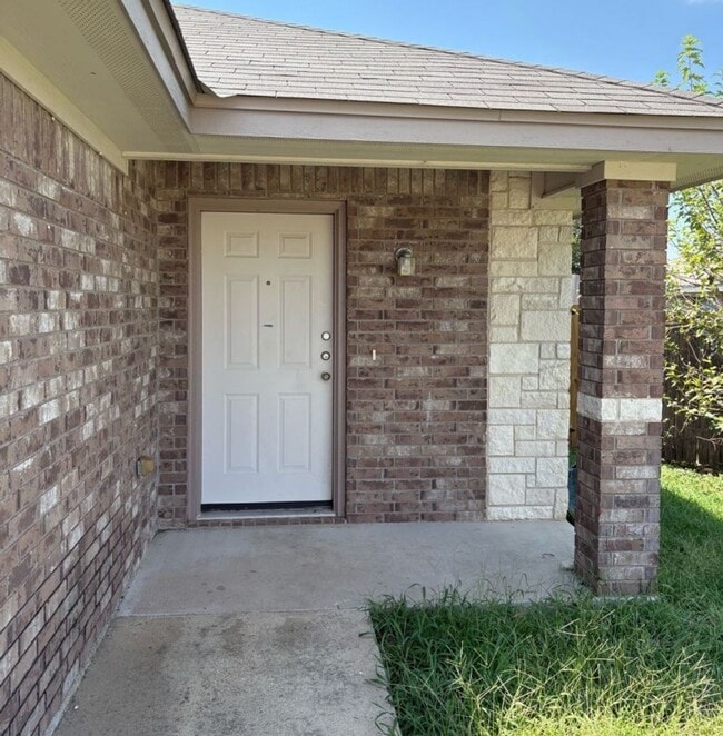Building Photo - 1402 Powder River Dr