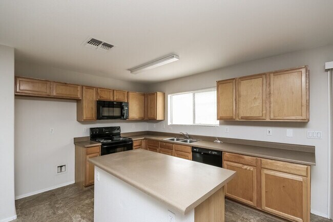 Foto del edificio - 9415 Virginia Ave