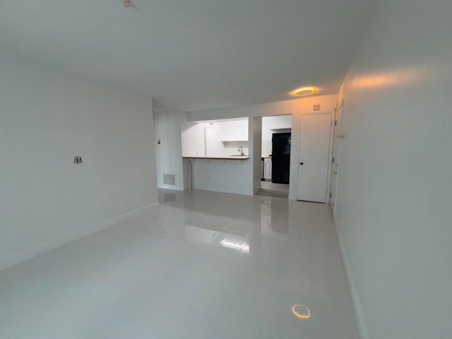 Foto del edificio - 2319 N Congress Ave