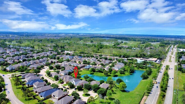 Foto del edificio - 13127 Barn Course Dr