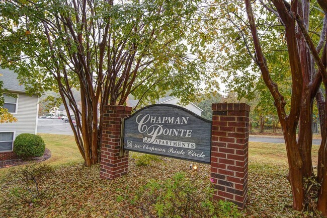 Foto del edificio - 500 Chapman Pointe Cir