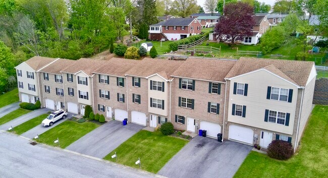 Foto del edificio - 216 Lester Ct