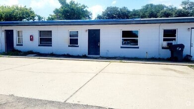 Building Photo - 430 N Charles St