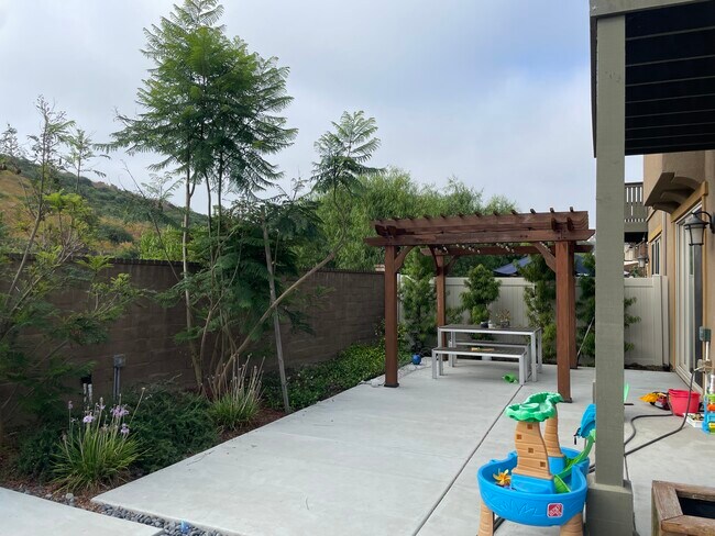 Foto del edificio - 3175 Salina Rd