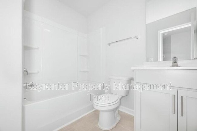 Building Photo - 1122 Banworth Ct