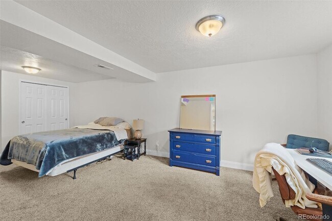 Foto del edificio - 2352 N Circle Dr