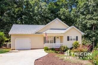 Building Photo - 225 Joes Ct