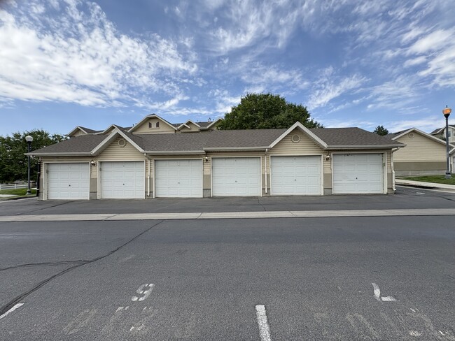Garage- 2nd from last - 2093 N Morning Star Dr