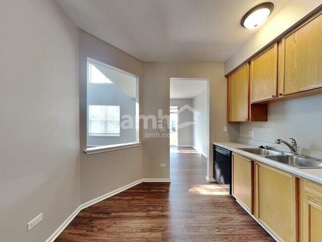 Foto del edificio - 2923 White Thorn Cir