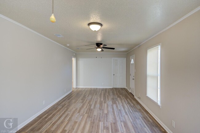 Building Photo - Bossier - 3 Bed 1 Bath - Housing Vouchers ...