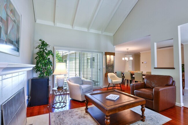 Building Photo - SAN JOSE -  Fully Furnished Ranch Style 4 ...