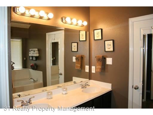 Building Photo - 3720 Gardenia Ln