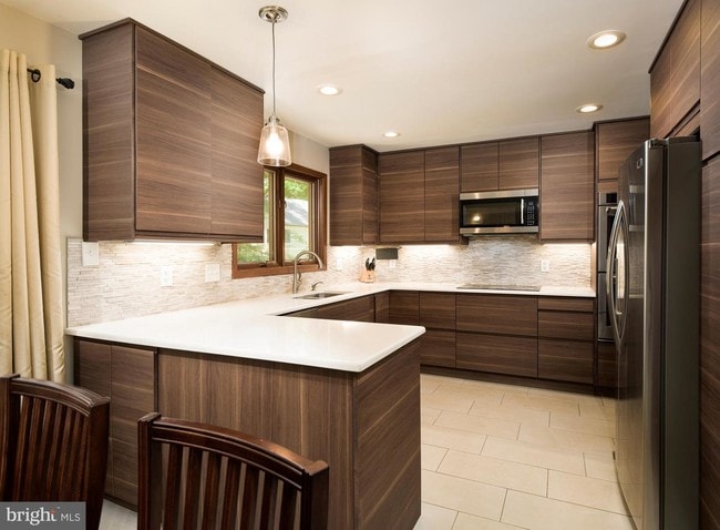 Building Photo - 218 Pheasant Run Dr