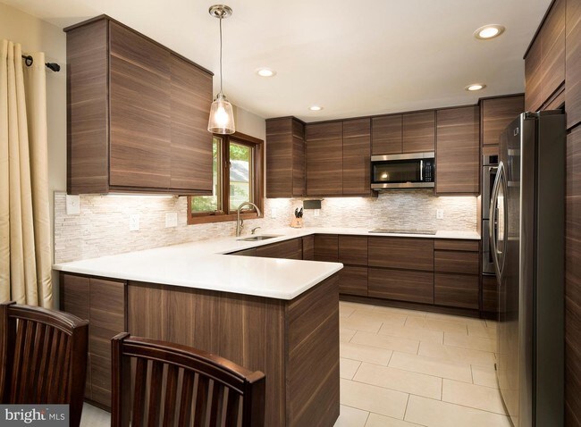 Foto del edificio - 218 Pheasant Run Dr