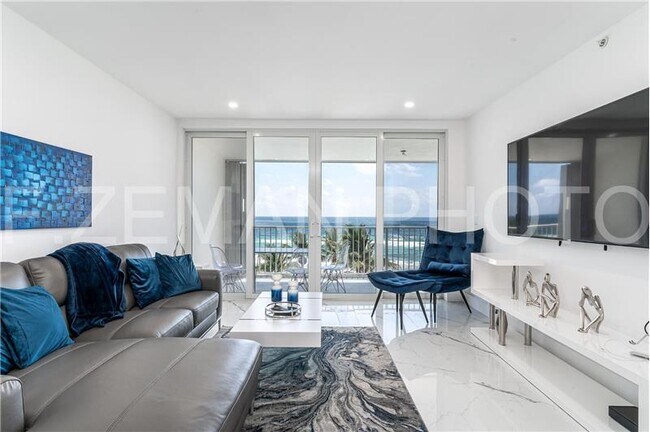 Foto del edificio - 3101 S Ocean Blvd