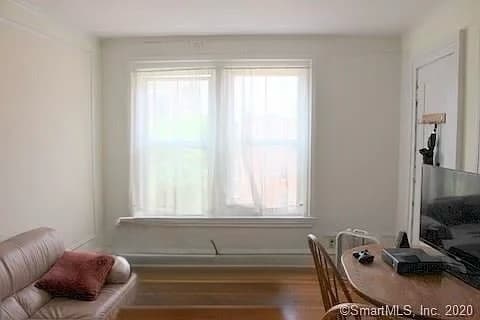 Building Photo - 25 High St