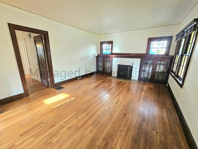 Photo - 223 NE 62nd Ave House