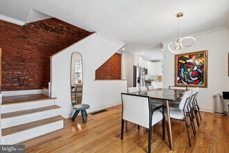 Building Photo - 921 N 28th St