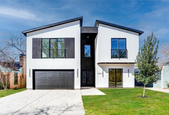 Open concept home with luxury finishes - Open concept home with luxury finishes