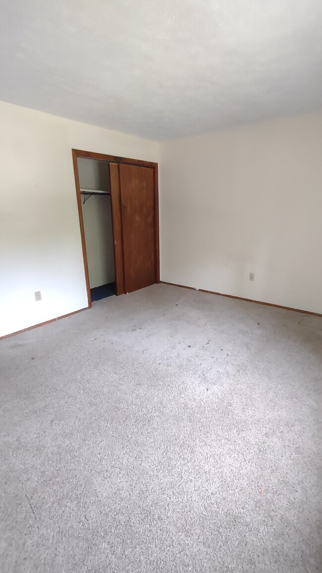 3233 Evergreen Cir, Tobyhanna, PA 18466 House Rental in Tobyhanna, PA
