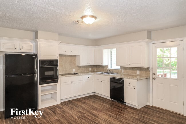 Building Photo - 7608 Oxley Dr